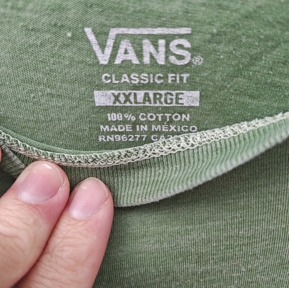 Vans Off the Wall Green Mens Graphic T-shirt - Picture 2 of 2